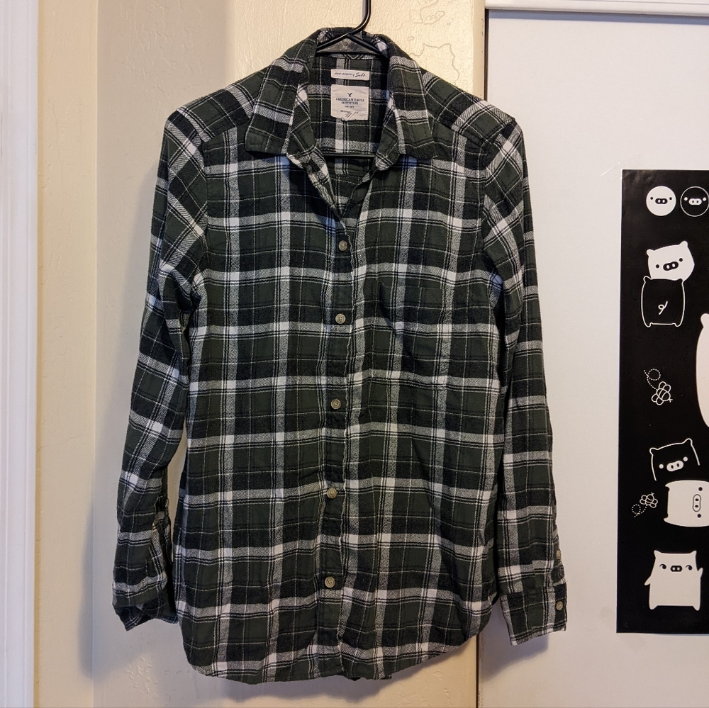 AEO green plaid button down shirt